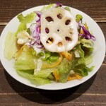 欧風カレー グレース - サラダ