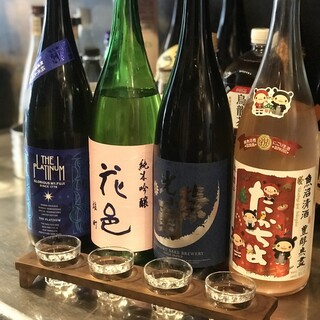 お好きな日本酒飲みくらべ4種類1100円（税込）