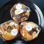 わくわく広場 - マフィン(ハニーポテト、チョコバナナ、あんこクリームチーズ+黒豆)