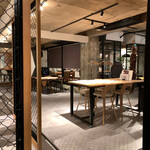 アイアン タイガー - 店内