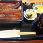 丸平川魚店 - 