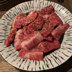 焼肉屋 ローズガーデン - 国産牛カルビ