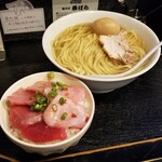 塩そば専門店 桑ばら - 生本鮪丼と秋刀魚香油の塩かけそば定食