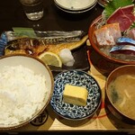 新潟 本町酒場 - デラックス焼魚定食