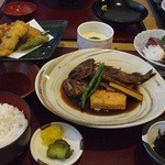 脇坂屋 - 煮魚御膳（１８００円）