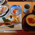 活魚廻転寿司　いわ栄 - びっくり海鮮ランチ