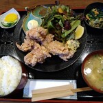 Izakaya Daikoku Ya - からあげ定食