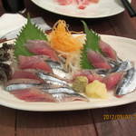 串焼きダイニング Den - さんまの刺身も有ります