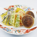 Assortment of 5 types of seasonal vegetable Tempura