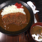 ツル - カツカレー旨い　ちょいぬるい笑