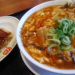 餃子の王将 - 豚玉あんかけラーメンと餃子