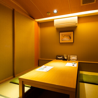 大人の隠れ家でゆったりと寛ぎのひと時を。ご接待やデートにも