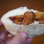 龍福 - チャーシューまん