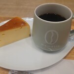 mameiro 이온 스타일 신리후점 - mameiro 블렌드 & 스프레 치즈케이크