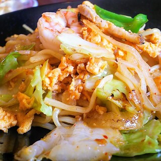 何か足りない極王焼そば By と 餃子の王将 川崎医大前店 中庄 中華料理 食べログ