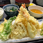 和食処 じなん坊 - ランチ 天ぷら定食 990円