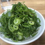 ぶたのほし - 先に到着のネギめしは、ラーメンを食べ終えてからのお楽しみなのです。