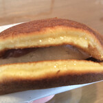 シェ・アオタニ - 中にお餅が入っているのがわかります！