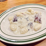 ヴィネリア グーフォ - サツマイモのニョッキゴルゴンゾーラソース
      量少なめ　1000円