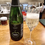 ヴィネリア グーフォ - 周年サービスドリンク
      シードル