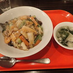 中国料理 くらぽ - 五目あんかけチャーハンとスープ