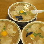 幸陽閣 - 2012,9　卵入りラーメン×3