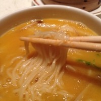 筑紫樓 銀座店 - 麺  リフト！