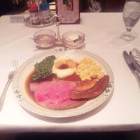 ロウリーズ・ザ・プライムリブ 恵比寿ガーデンプレイス店 - 