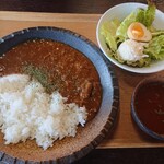 木こり亭 - 燻製肉のカレーライス￥1000