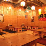 曙町 場内酒場 - 海の家のような店内♪