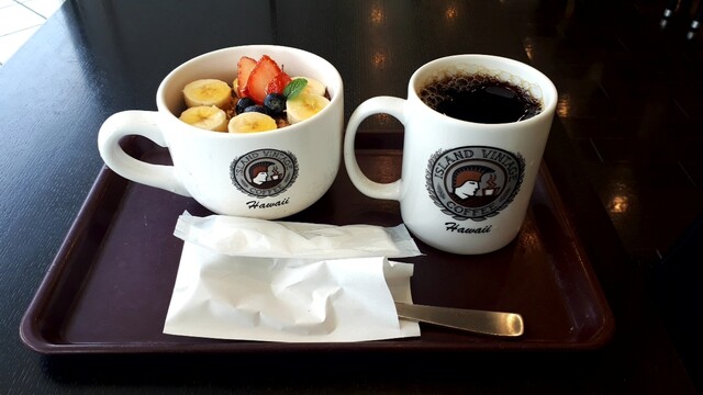 アイランド ヴィンテージ コーヒー 横浜ベイクオーター店 Island Vintage Coffee 横浜 カフェ 食べログ