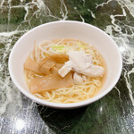 Koube Kukku Warudo Byuffe - ラーメン