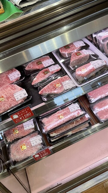 肉の菊貞 宮内 その他 食べログ