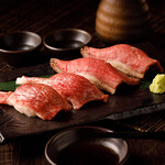4種肉類壽司拼盤
