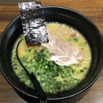 久留米らーめん よかろうもん - らーめん