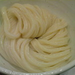 生醤油うどん・麺アップ