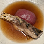 ろっかん - 琵琶湖鯉の煮付け