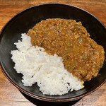 ろっかん - 蕗の薹キーマカレー