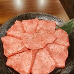 炭火焼肉 煌 - 