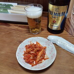 なにや - プレモル中瓶とアテで600円