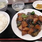 聚友楼 - 今週のオススメ定食　地三鮮　780円　じゃがいもとピーマンなす炒め