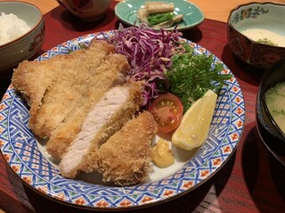 Izakaya Tanuki - [ランチ]とんかつ定食