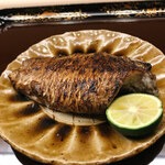 片折 - 喉黒焼き。滴る脂