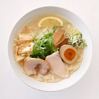 新橋駅でおすすめの美味しいラーメンをご紹介 食べログ