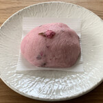 口福堂 - 料理写真:桜おはぎ　１６２円