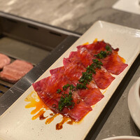 焼肉うしごろ 横浜店 - ザブトンの炙りトロ
