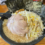 川出拉麺店 - 浅草海苔、もやし追加