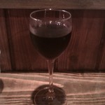 グラスワイン赤　￥３００