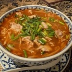 ライ・タイ - 2012.09　トムヤム味の汁麺（クウイティアオトムヤム）