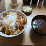 Miyoshiya - かつ丼
